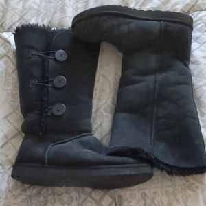 Ugg black boots